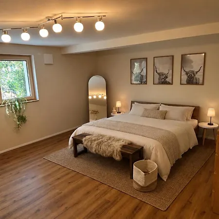 Frieda Apartment